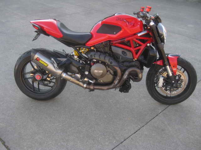 2014 Ducati 1200s Monster 